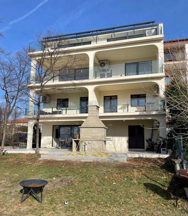 Appartments Sara 卓得诺沃 外观 照片