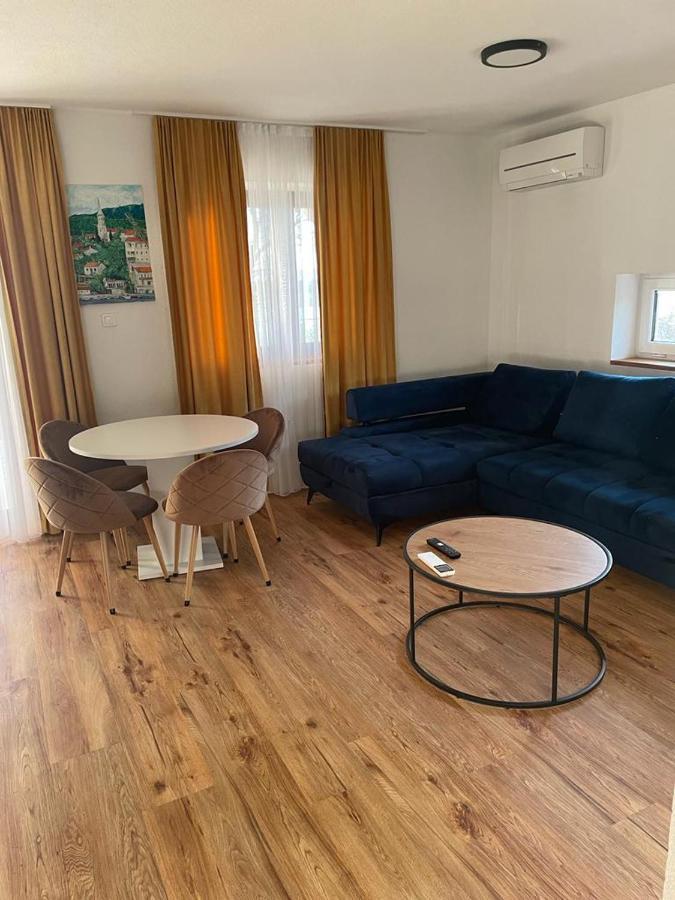 Appartments Sara 卓得诺沃 外观 照片